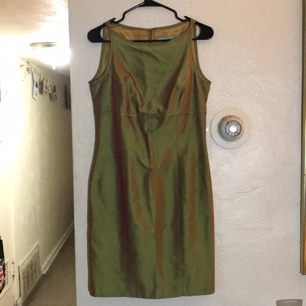 Against Gravitee dress 6 w tags oilslick green